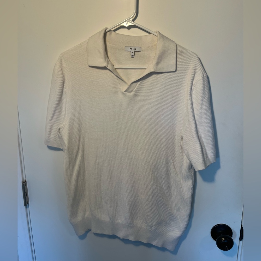 White dress shirt.